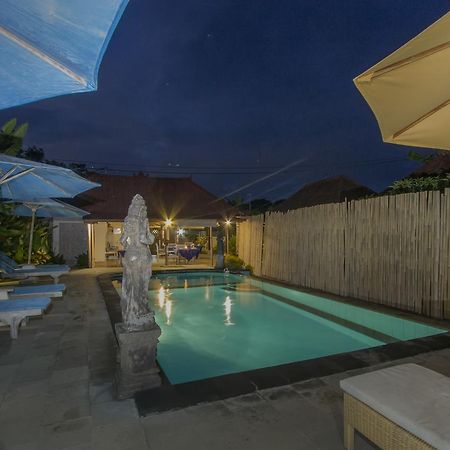 Amora Hut'S Lembongan Εξωτερικό φωτογραφία