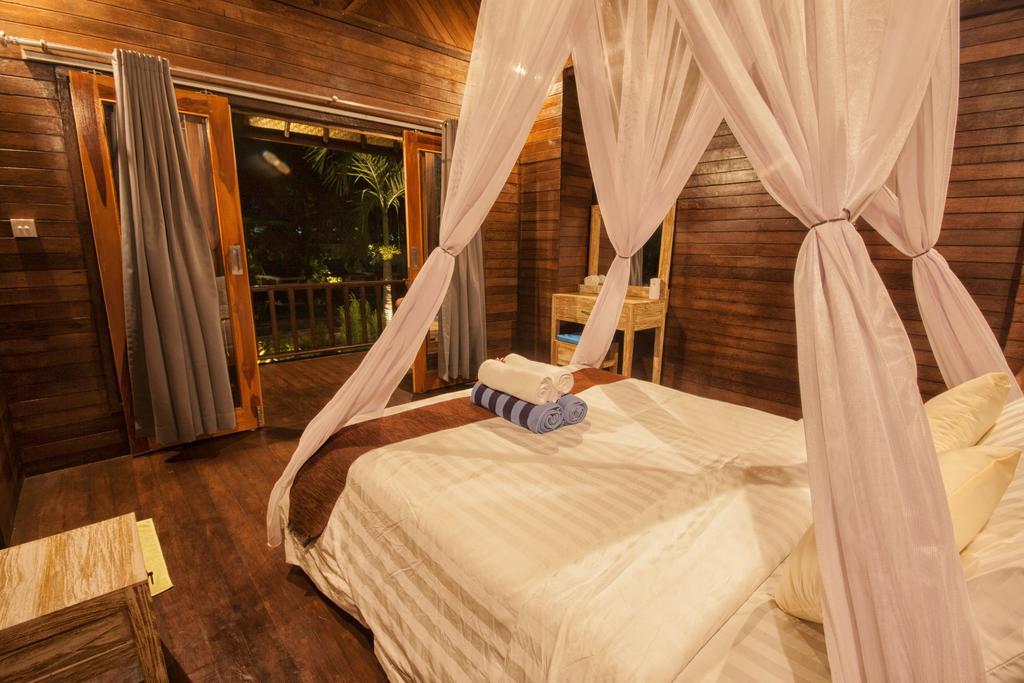 Amora Hut'S Lembongan Δωμάτιο φωτογραφία