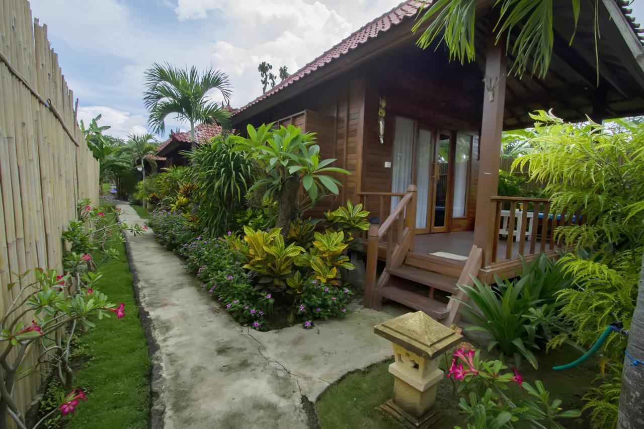 Amora Hut'S Lembongan Εξωτερικό φωτογραφία